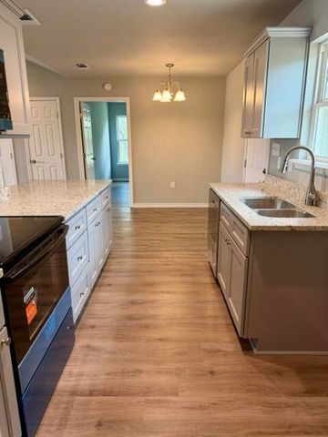 2107 N Lillie Street, San Angelo, TX 76903