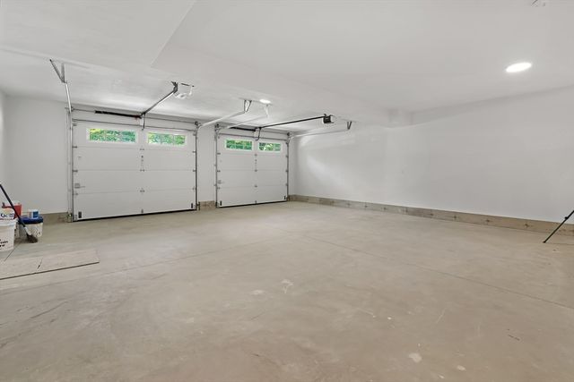206 High Street, Abington, MA 02351