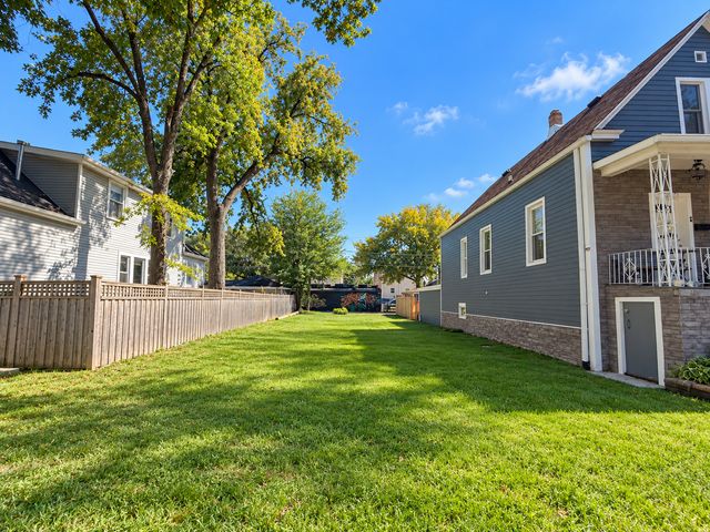 1307 Harvey Avenue, Berwyn, IL 60402