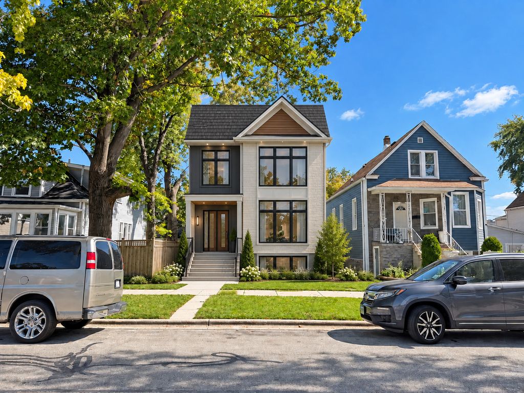 1307 Harvey Avenue, Berwyn, IL 60402