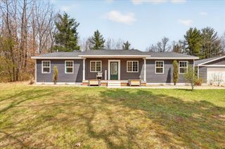 20392 Gates Road, Reynolds Twp, MI 49329