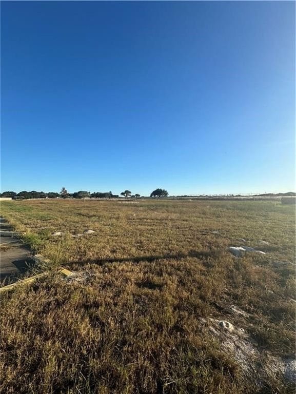 3449 Waldron, Corpus Christi, TX 78418 — photo 2