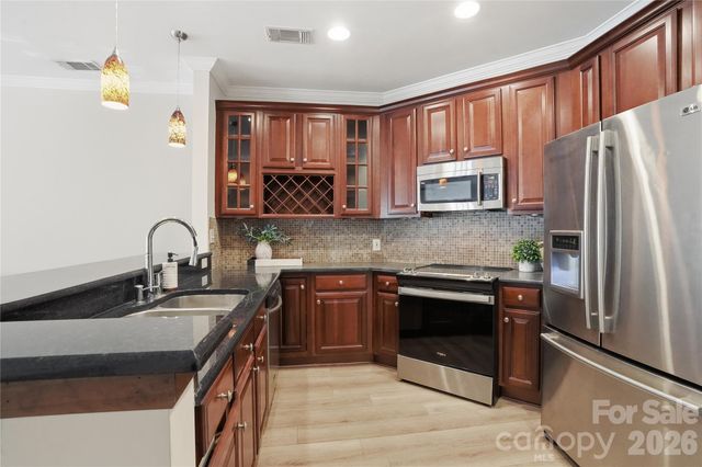 400 N Church Street 404, Charlotte, NC 28202