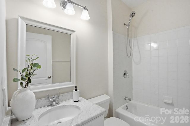 400 N Church Street 404, Charlotte, NC 28202