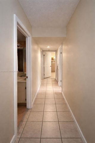 18216 Mediterranean Blvd 1-19, Hialeah, FL 33015