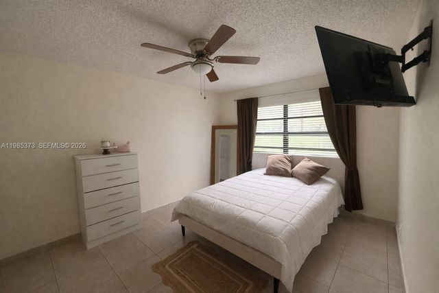 18216 Mediterranean Blvd 1-19, Hialeah, FL 33015