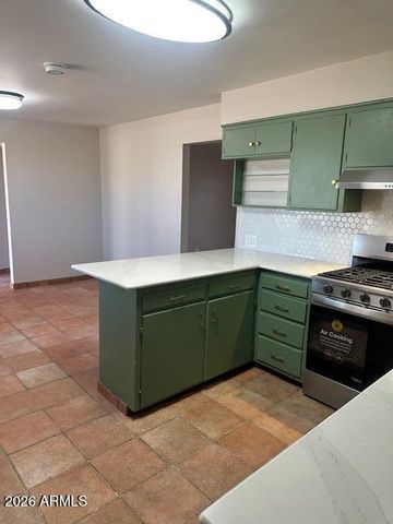 1705 E 6th Street, Douglas, AZ 85607