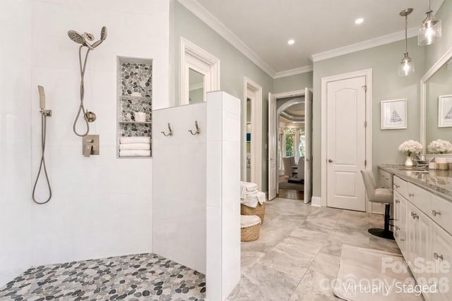 3251 Lake Pointe Drive, Belmont, NC 28012