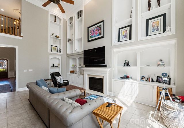 3251 Lake Pointe Drive, Belmont, NC 28012