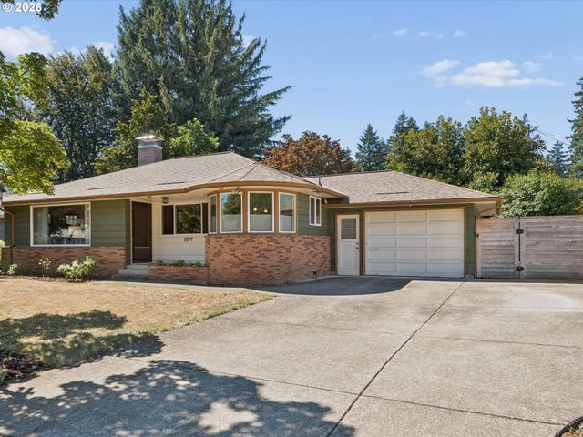 1037 Ne 108TH Ave, Portland, OR 97220