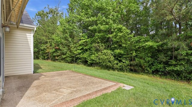 8348 E Lord Botetourt Loop, New Kent, VA 23124