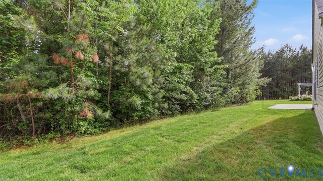 8348 E Lord Botetourt Loop, New Kent, VA 23124