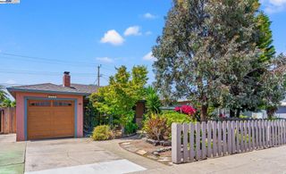 1525 Cottage Grove Ave, San Mateo, CA 94401