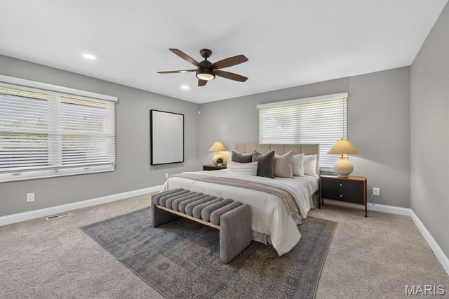 9 Green Oaks Drive, Olivette, MO 63132