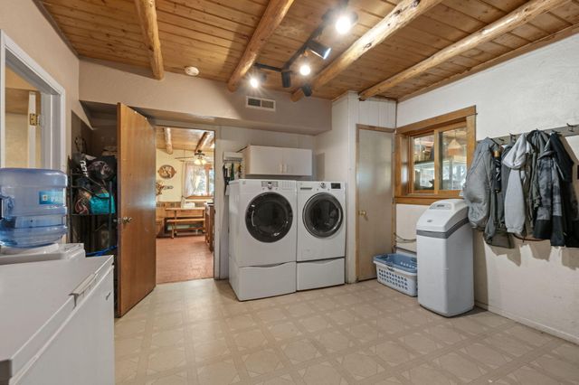 66 Camino Alto, Sandia Park, NM 87047