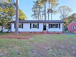 1813 Manteo Street, Fayetteville, NC 28303