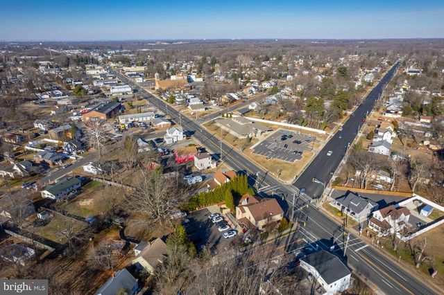 4 N WHITE HORSE PIKE N, Lindenwold, NJ 08021