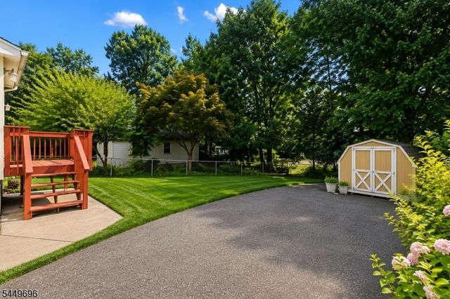 4 James Ct, West Orange Twp., NJ 07052
