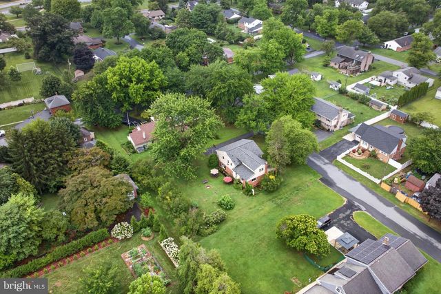 121 HOME LN, Landisville, PA 17538