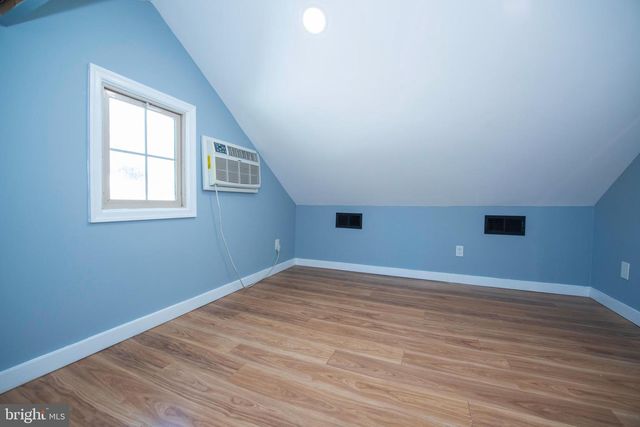 304 MARSHALL ST, Gaithersburg, MD 20877