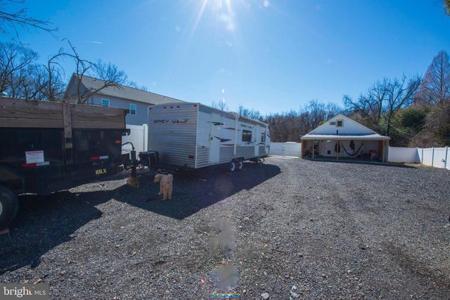 304 MARSHALL ST, Gaithersburg, MD 20877