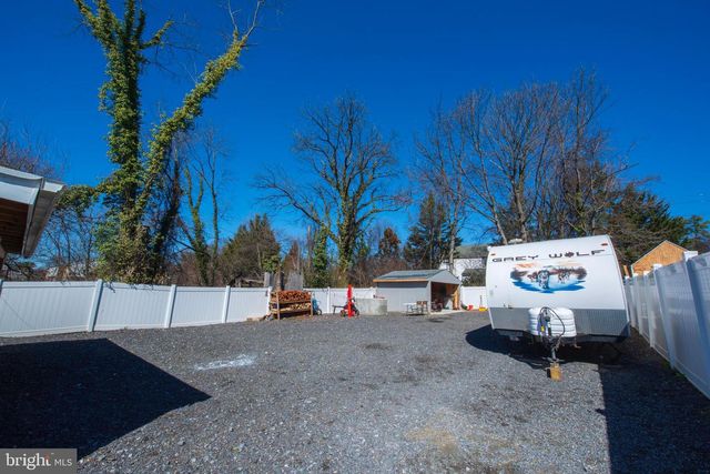 304 MARSHALL ST, Gaithersburg, MD 20877