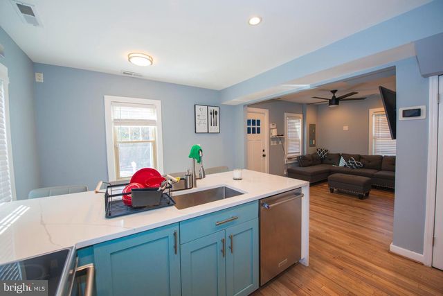 304 MARSHALL ST, Gaithersburg, MD 20877