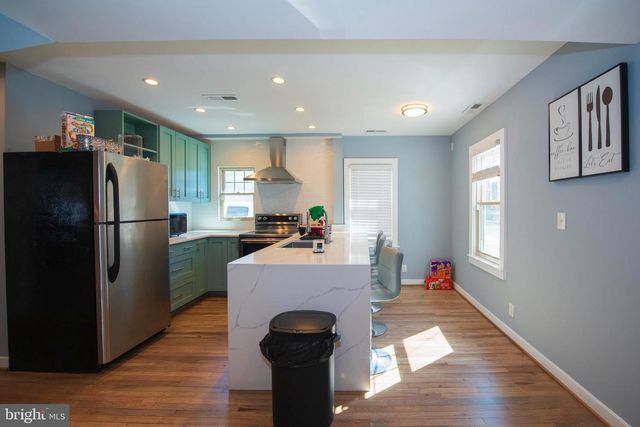 304 MARSHALL ST, Gaithersburg, MD 20877