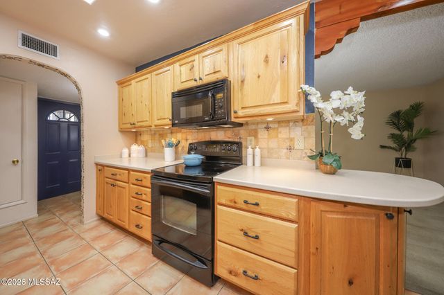 7509 E 42nd Street, Tucson, AZ 85730