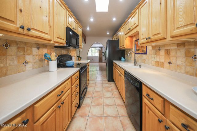 7509 E 42nd Street, Tucson, AZ 85730