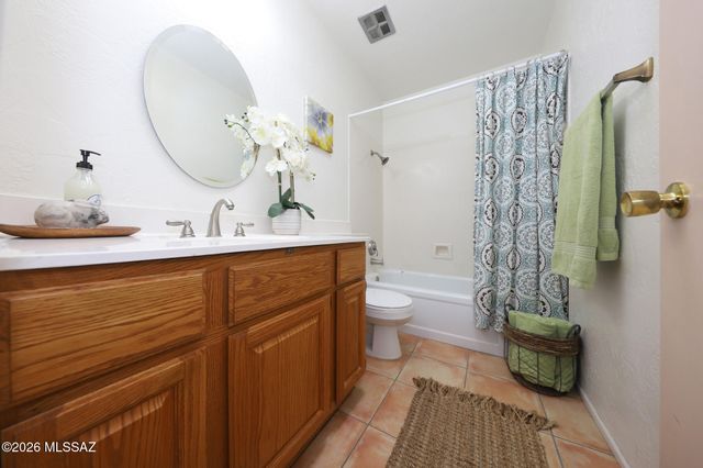 7509 E 42nd Street, Tucson, AZ 85730