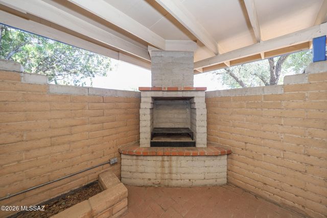 7509 E 42nd Street, Tucson, AZ 85730