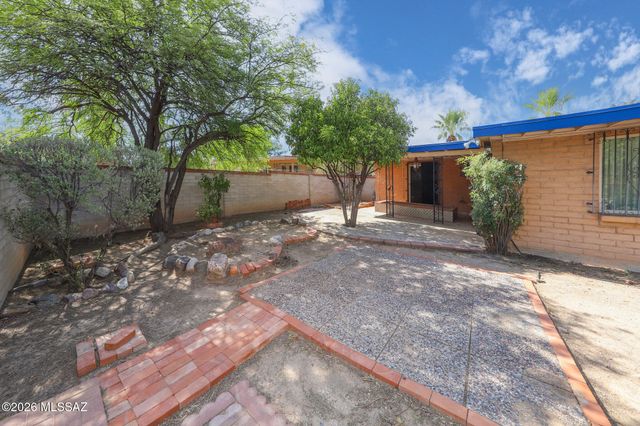 7509 E 42nd Street, Tucson, AZ 85730
