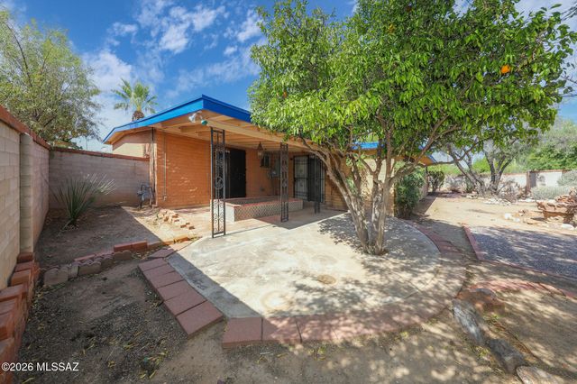 7509 E 42nd Street, Tucson, AZ 85730
