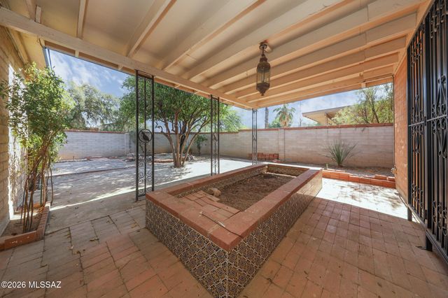 7509 E 42nd Street, Tucson, AZ 85730