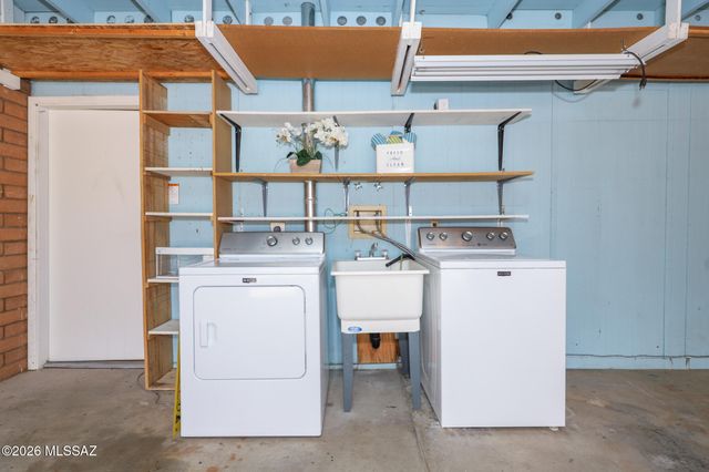 7509 E 42nd Street, Tucson, AZ 85730