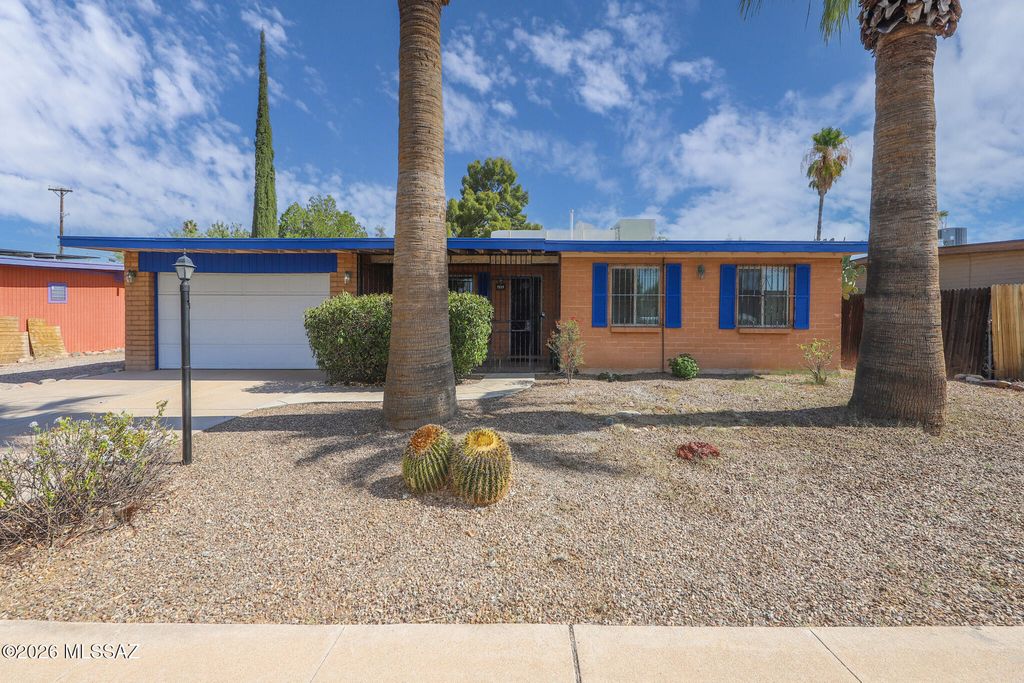 7509 E 42nd Street, Tucson, AZ 85730