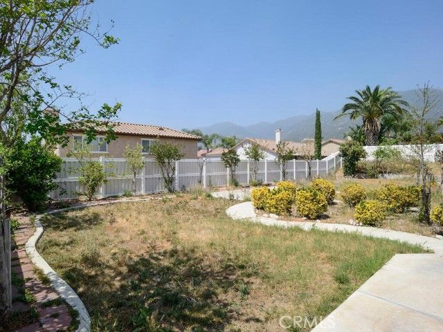 6540 N Caleb, San Bernardino, CA 92407