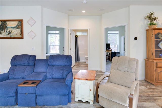 15461 Federal Road, La Pine, OR 97739