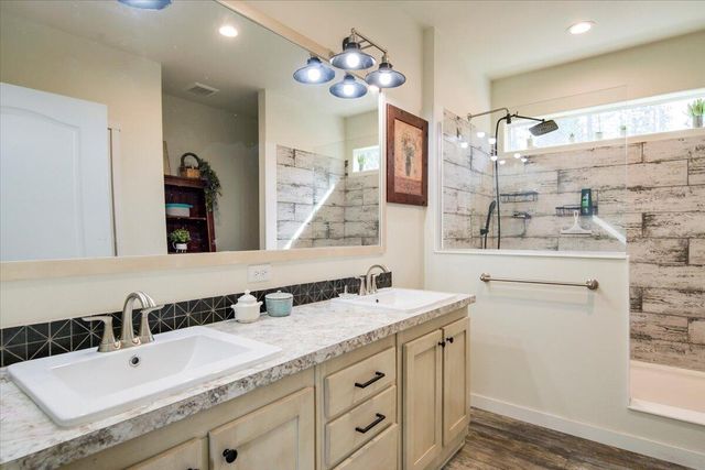 15461 Federal Road, La Pine, OR 97739