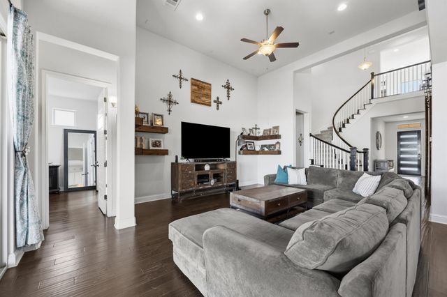 612 Dry Gulch BND, Cedar Park, TX 78613