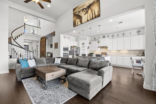 612 Dry Gulch BND, Cedar Park, TX 78613