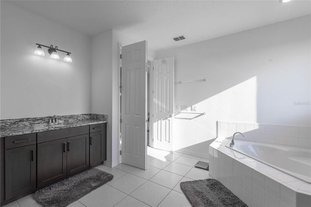 2468 VERDE VIEW DRIVE, Apopka, FL 32703