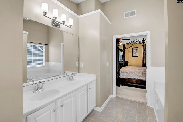 208 Loskin Lane, Lexington, SC 29073