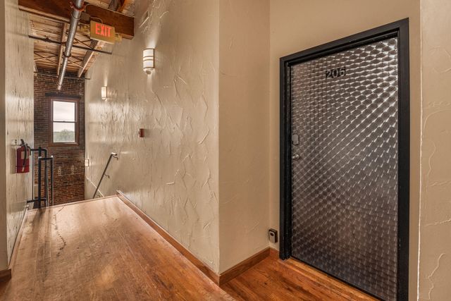 509 W Olive Street 206, Springfield, MO 65806