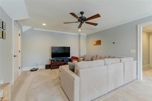 1808 A New Garden Road, Greensboro, NC 27410