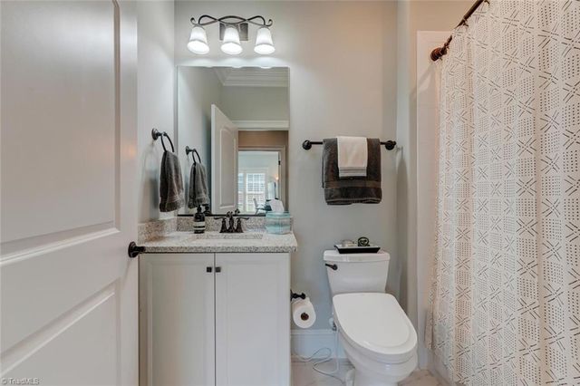 1808 A New Garden Road, Greensboro, NC 27410