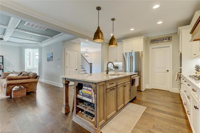 1808 A New Garden Road, Greensboro, NC 27410