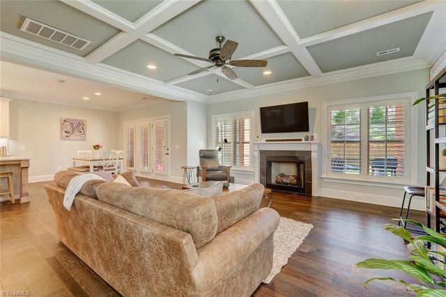 1808 A New Garden Road, Greensboro, NC 27410
