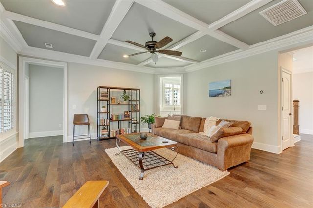 1808 A New Garden Road, Greensboro, NC 27410